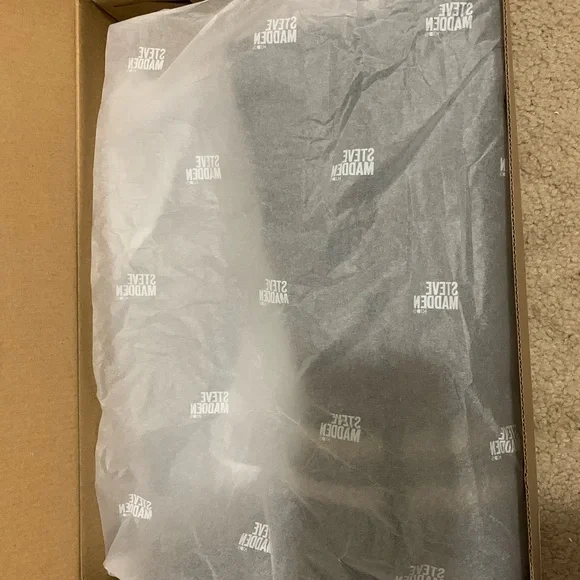 Steve Madden Kidsgirls boots size 2